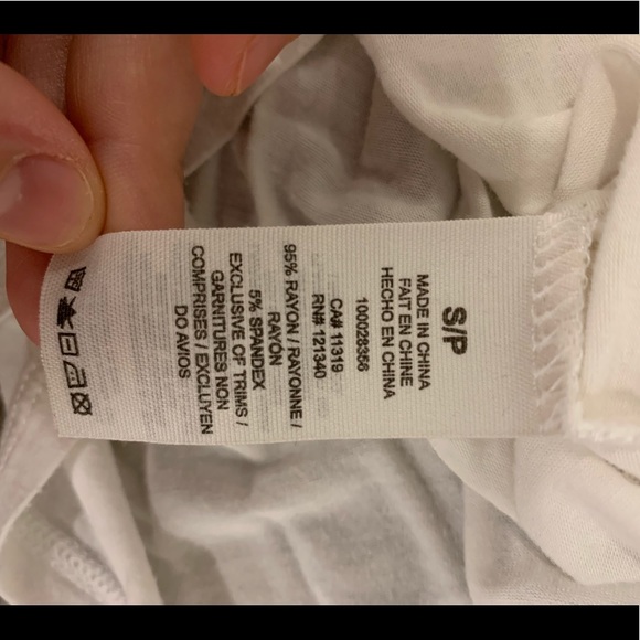 White t-shirt!! - Picture 4 of 4